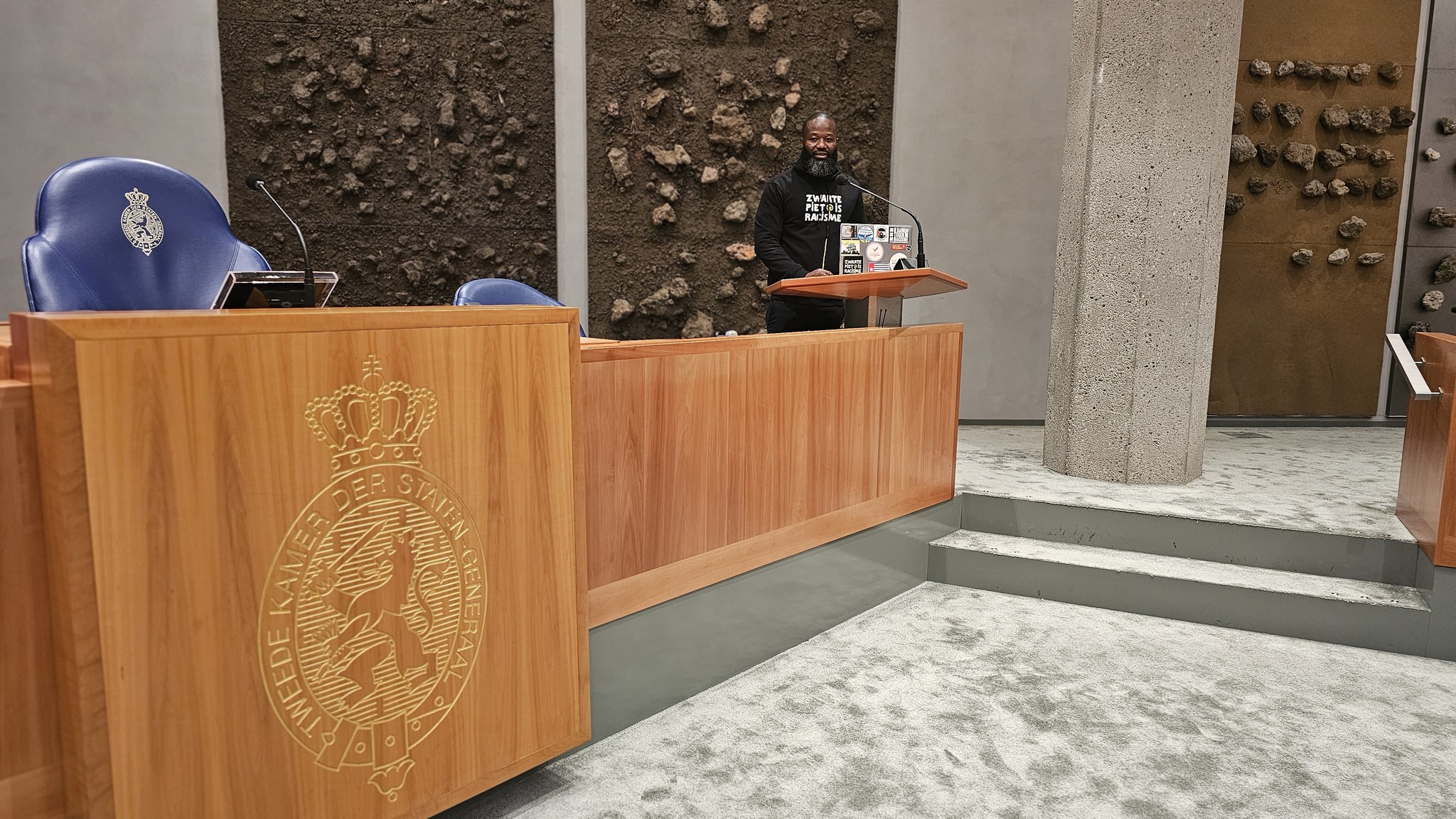 Jerry Afriyie in de tweede kamer De tweede kamer